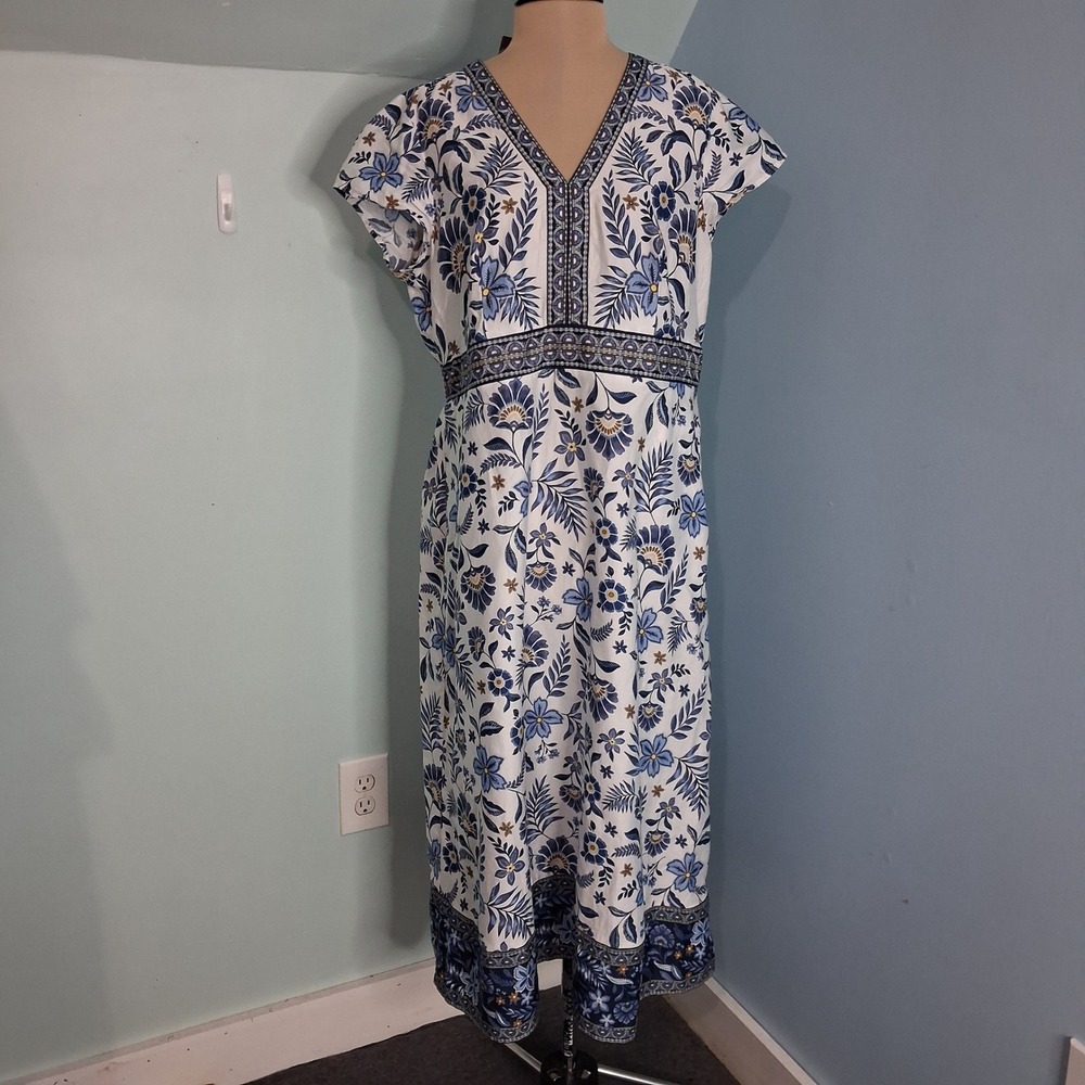 J. Jill Wearever Blue White Floral Folk Trail V-Neck Midi Dress Medium NWT